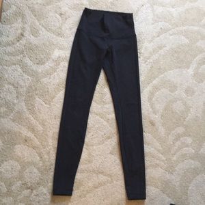 Wunder under hi rise pant black sz 6
